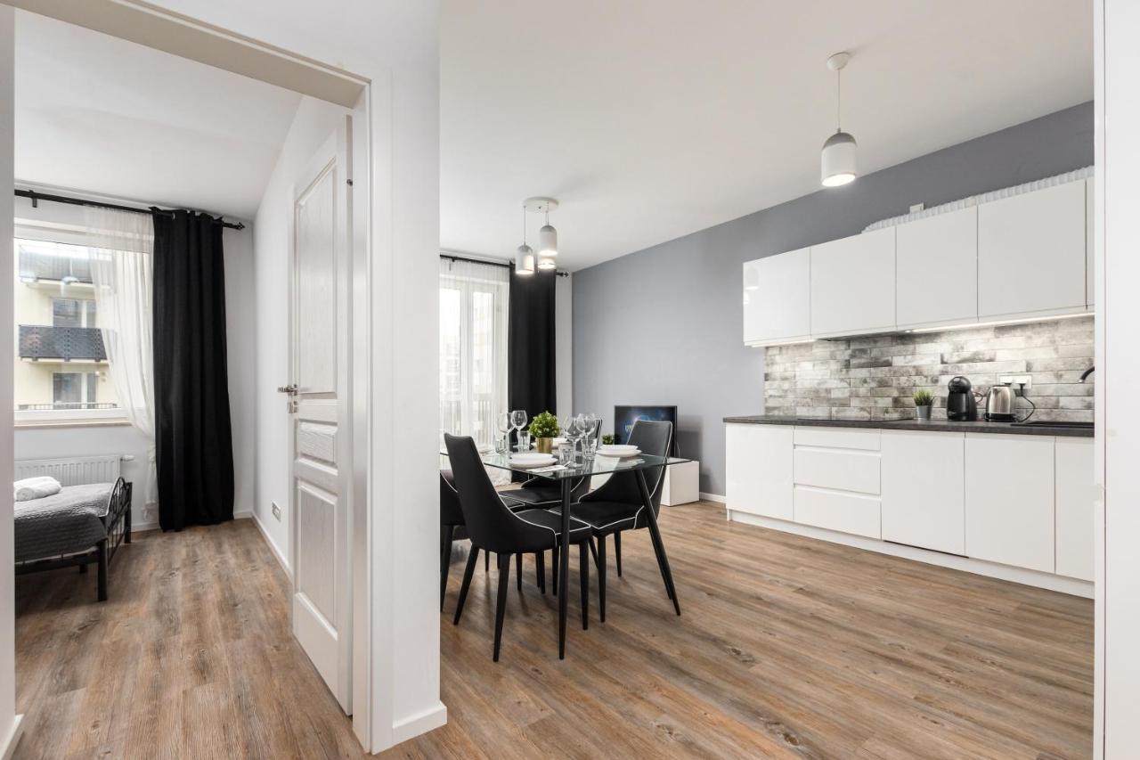 Rakowska 14A 1 Bedroom By Homeprime Varşovia Exterior foto
