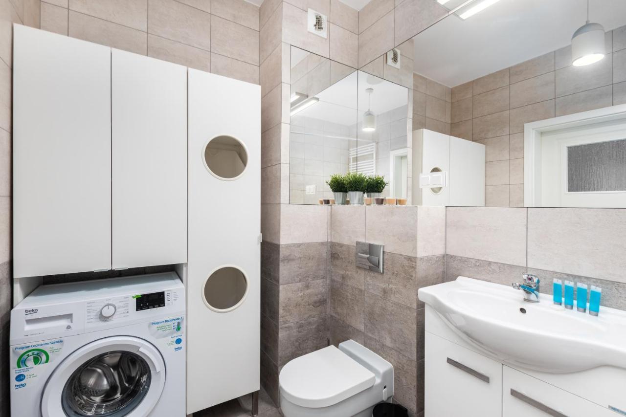 Rakowska 14A 1 Bedroom By Homeprime Varşovia Exterior foto